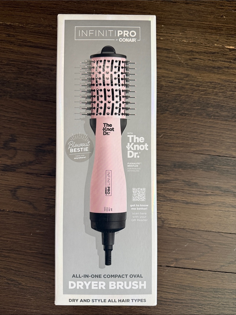 Infiniti Pro by Conair Compact Oval Dryer Brush